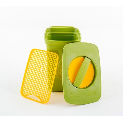 Pflanzenöl Behälter 4