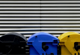 Abfallrecycling: Wie sortiert man Produktions- und Haushaltsabfälle richtig?